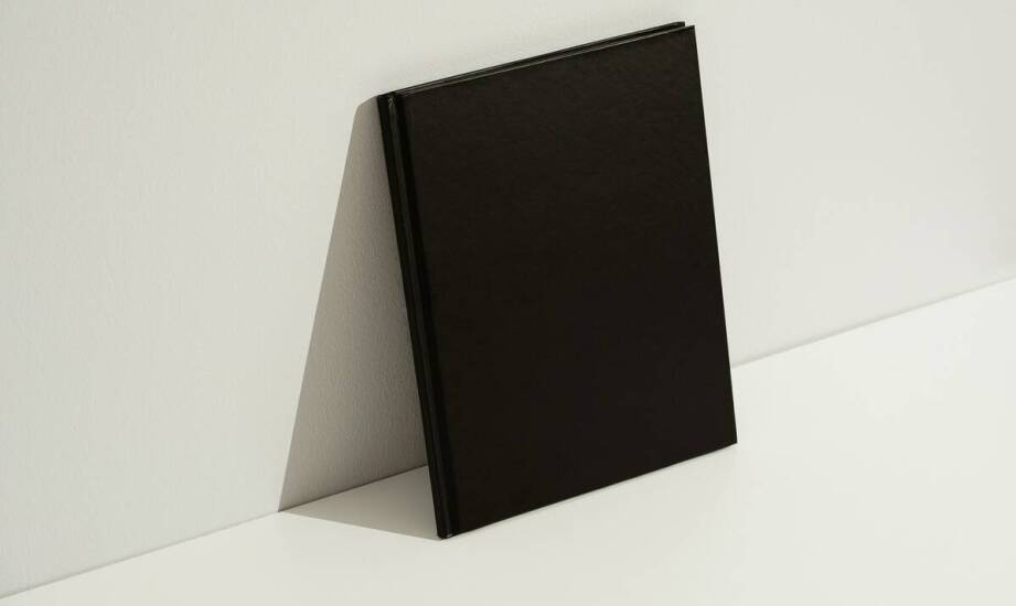 Pomysły na kreatywne opisy w albumach do zdjęć retro