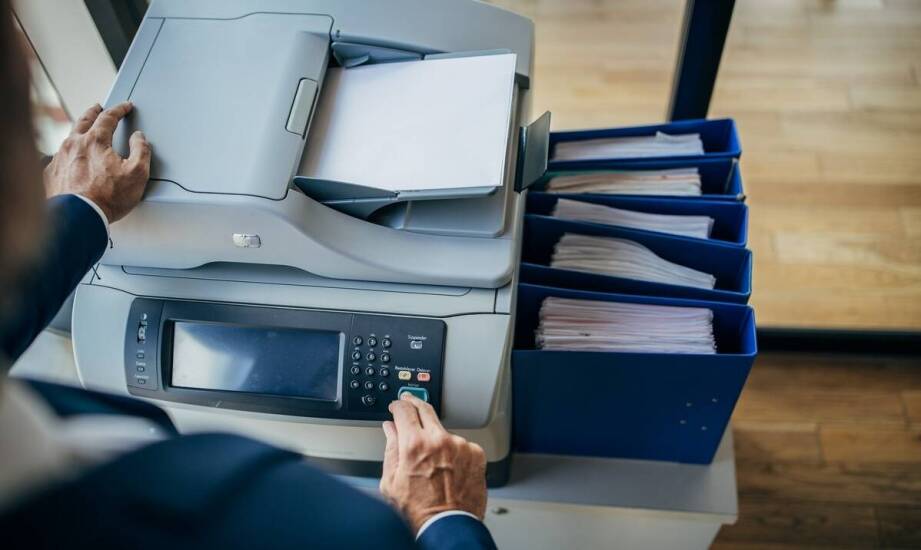 Rola serwisu w utrzymaniu wydajności monochromatycznych drukarek laserowych