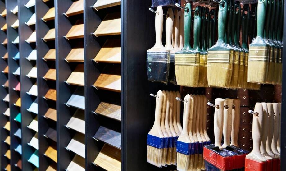 Jakie przemysłowe farby dostępne są w hurtowni? Wskazówki