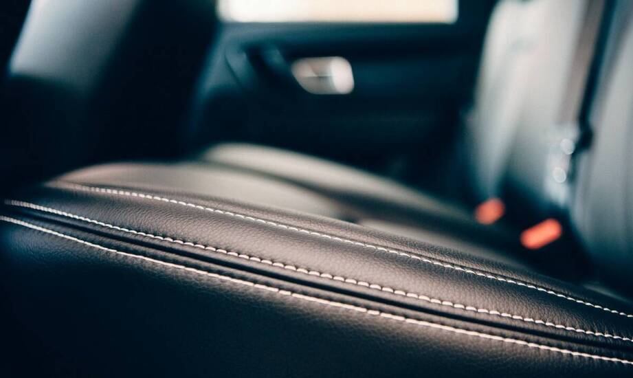 Jak nasze busy są wyposażone, aby zapewnić najwyższy komfort w podróży?