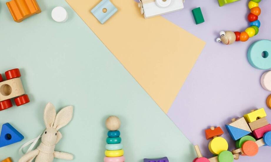 Jakie sensoryczne elementy warto dodać do paczki mikołajkowej dla 3-latka?