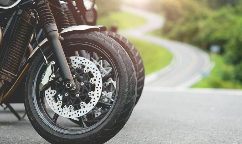 Czy można skrócić czas trwania kursu prawa jazdy A2 i jak to wpływa na naukę?