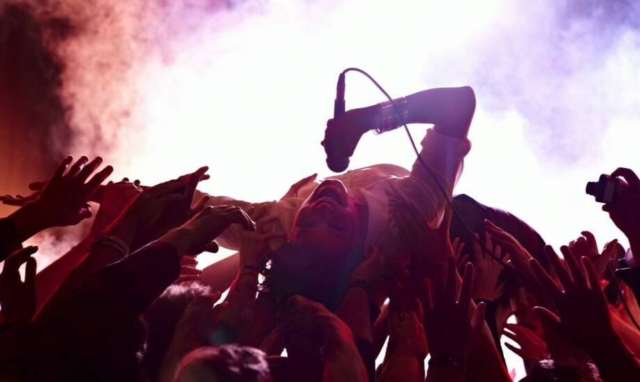 Oferta iluzjonisty – jakie pokazy można wybrać na różnorodne wydarzenia?