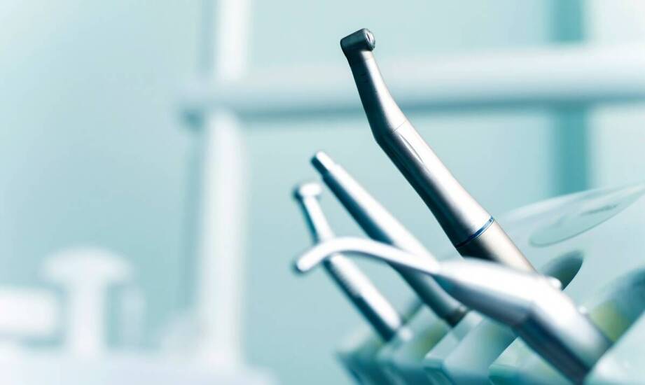 Jak zmieniały się metody leczenia kanałowego na przestrzeni lat?