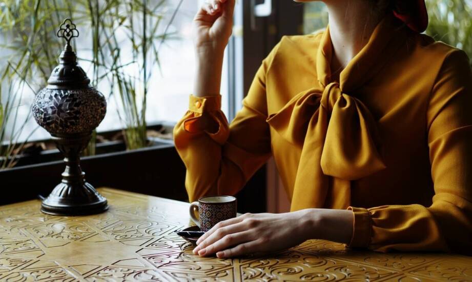 Jak personalne sukienki podkreślają indywidualny styl kobiety?