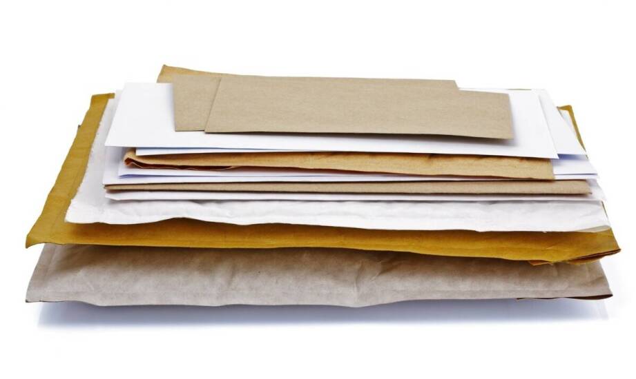 Zastosowanie samoprzylepnych kopert w różnych branżach