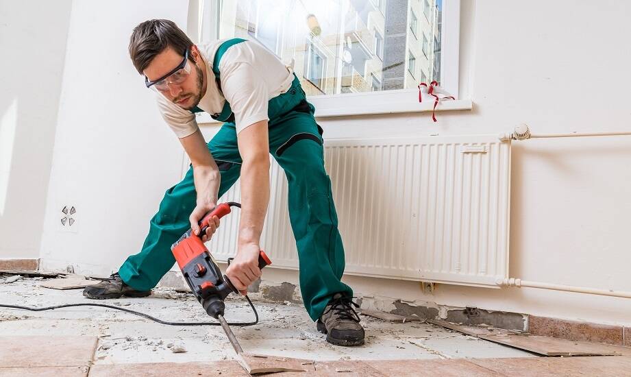 Jakie czynniki wpływają na koszt remontowych usług?