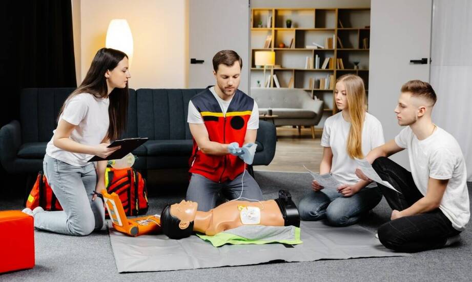 Znaczenie podstawowego kursu pierwszej pomocy w kryzysowych sytuacjach