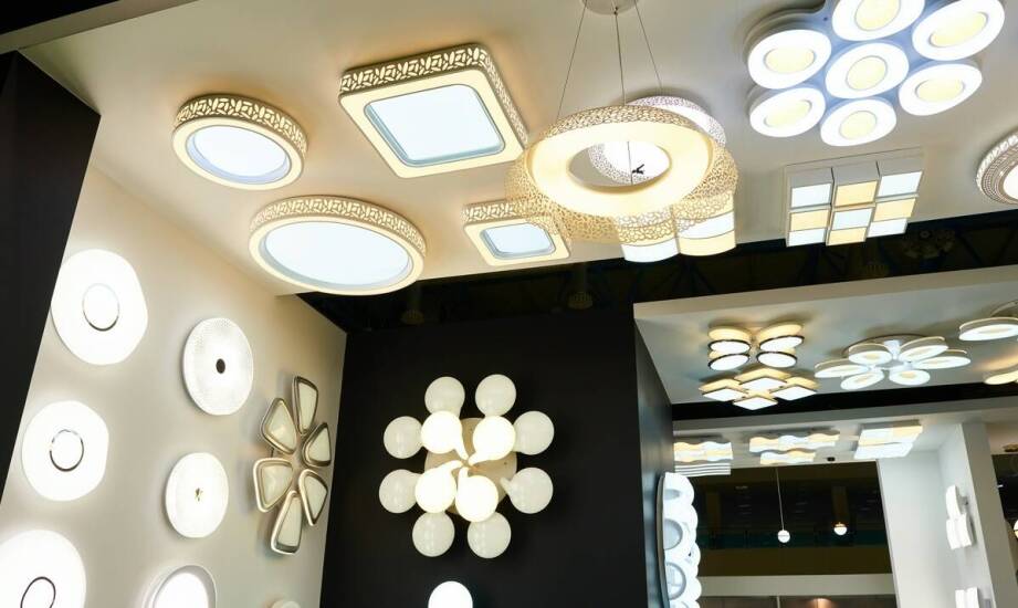 Rola hurtowni w globalizacji rynku meblowych akcesoriów