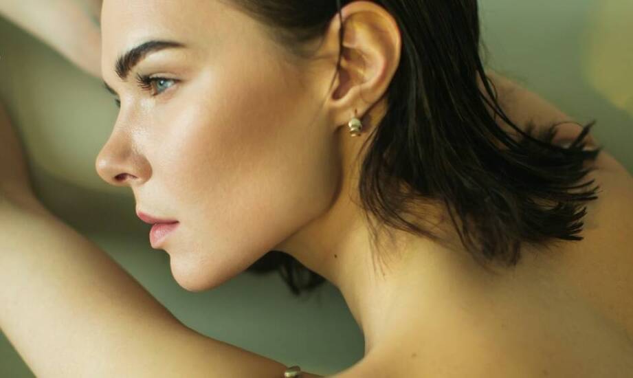 Nowoczesne podejście do biżuterii: kwadratowe kolczyki ze stali chirurgicznej