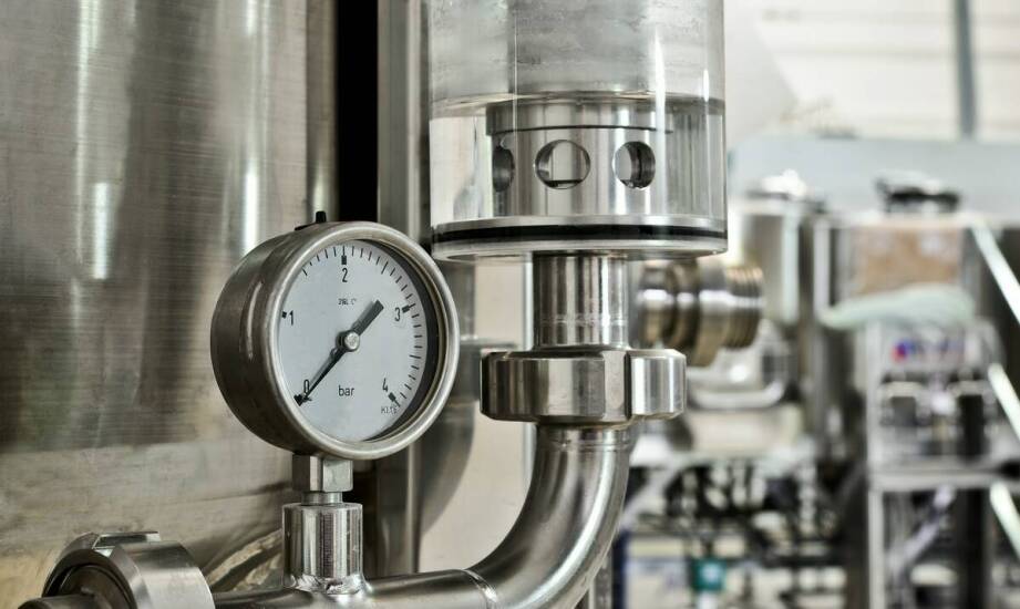 Jakie media mogą być przepuszczane przez elektrozawory do wody o temperaturze do 120°C?