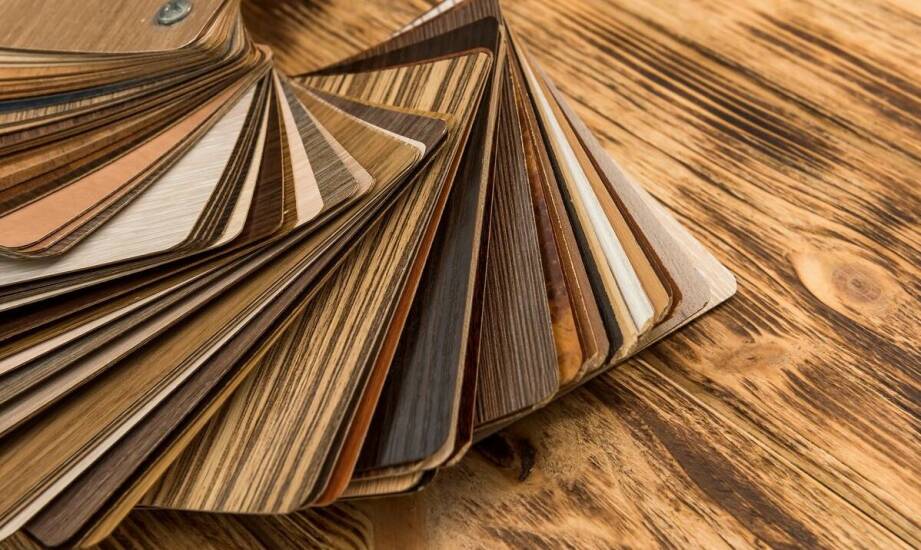 Wizytówki jako element budowania wizerunku marki: co warto wiedzieć?