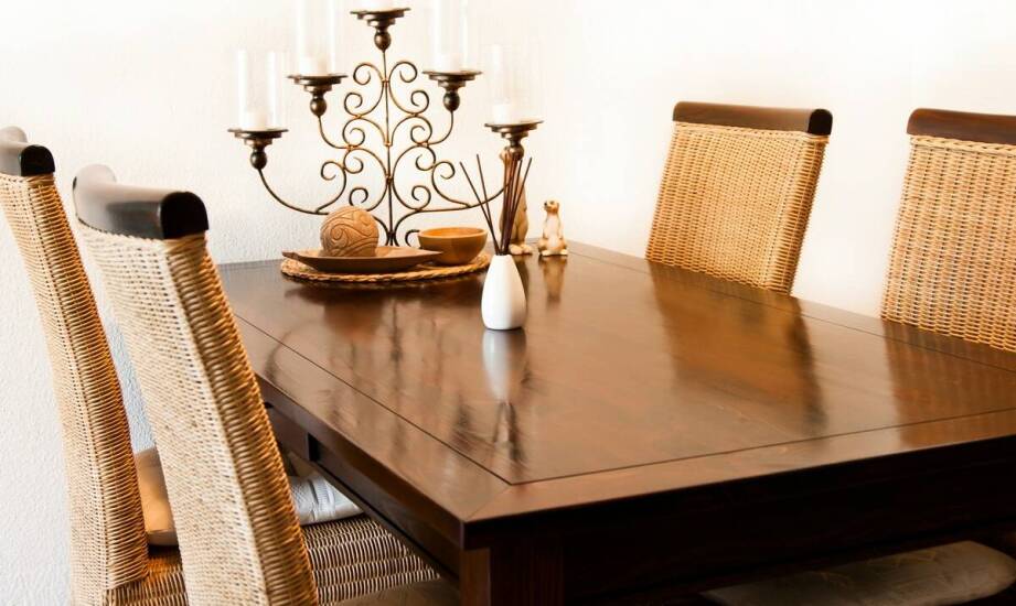 Jakie stare meble cieszą się największym zainteresowaniem na rynku z antykami?