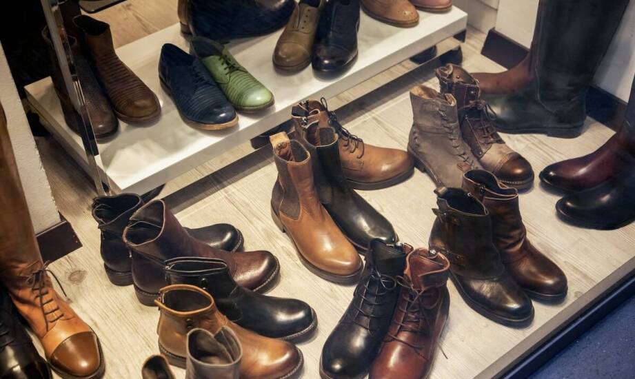 Buty Modeka a inne marki – co wyróżnia tę linię obuwia na rynku?