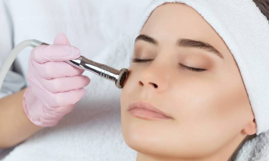 Skuteczność mikroigłowej mezoterapii w walce z przebarwieniami skóry