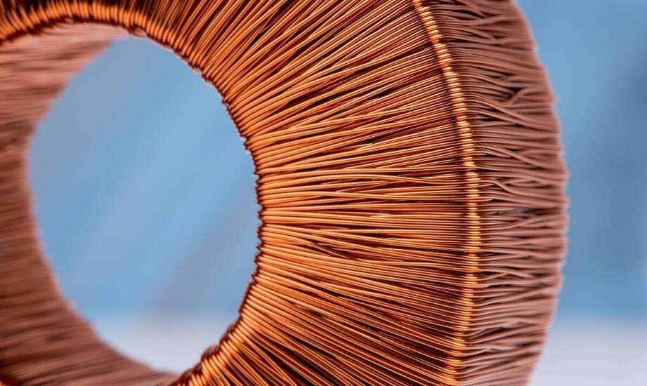 Dlaczego gwint 8 jest kluczowy w produkcji ciągnących sprężyn?