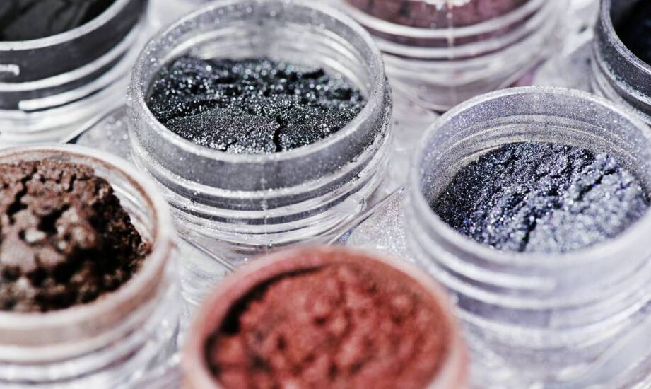 Proszkowe farby a ich znaczenie w redukcji śladu węglowego