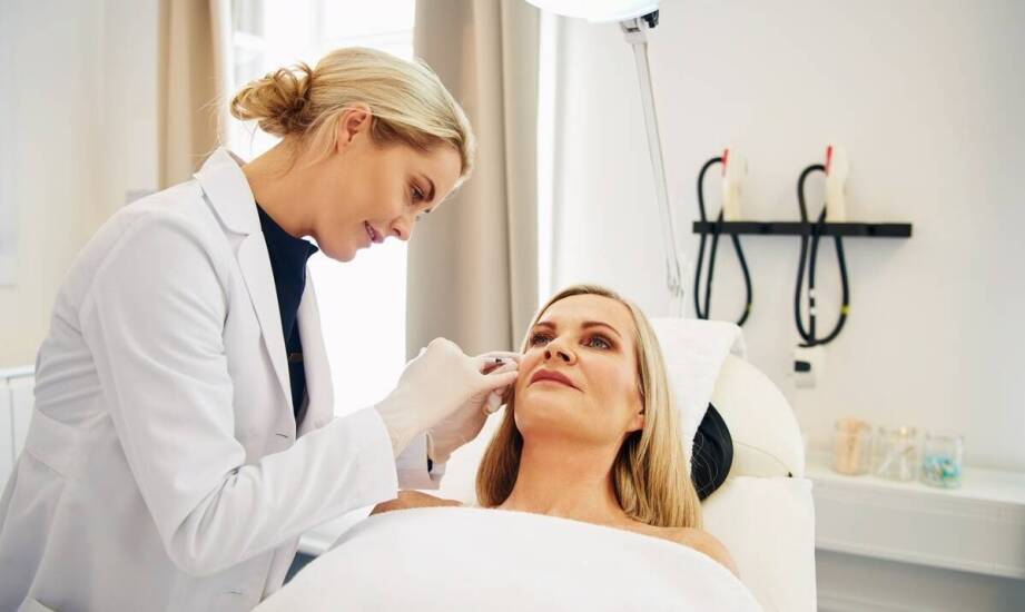 Jakie techniki powiększania ust są najbezpieczniejsze i najbardziej skuteczne?