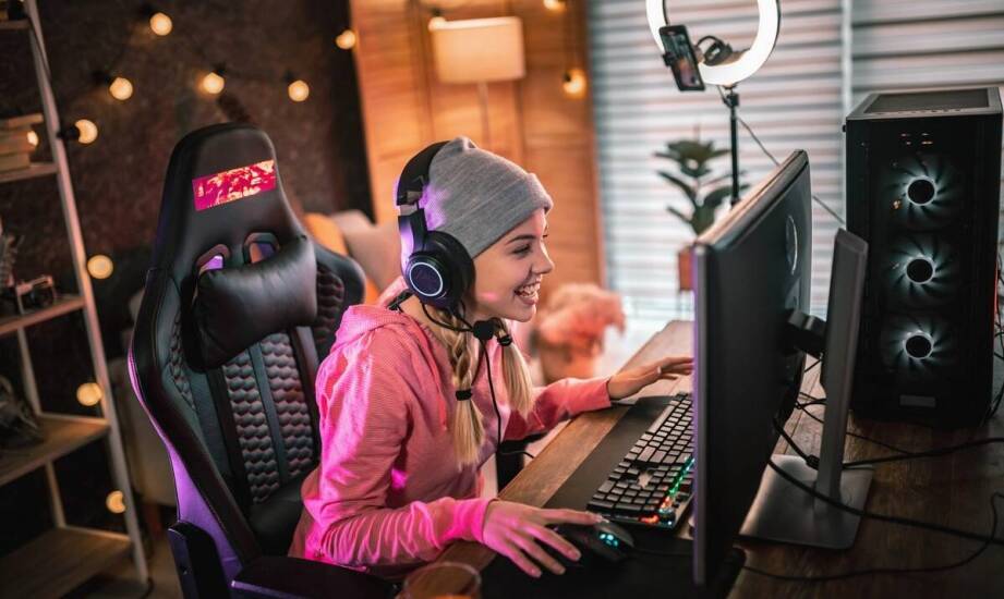 Wpływ elektrycznych stelaży na komfort i efektywność przy grze na komputerze