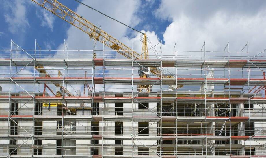 Zrównoważone budownictwo: jak polskie firmy wdrażają ekologiczne rozwiązania w Niemczech?