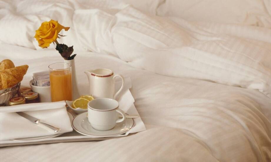 Jak hotelowe klapki mogą stać się częścią wyjątkowego doświadczenia gości?