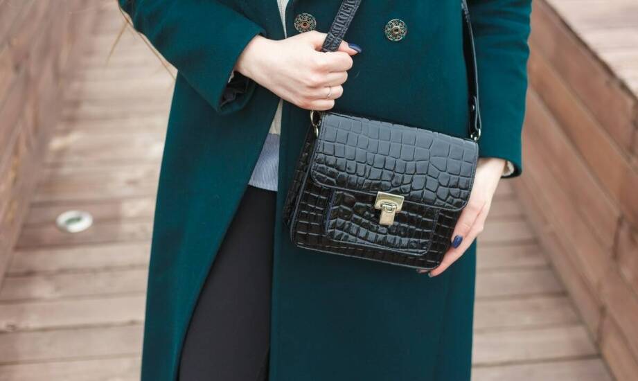 Funkcjonalność kuferkowej torebki w codziennym użytkowaniu