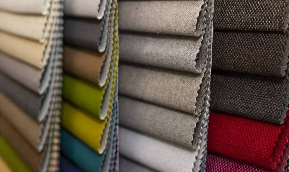 Różnorodność dostępnych tkanin do szycia foteli samochodowych – co oferujemy?