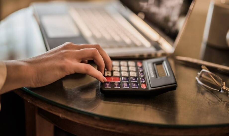 Dlaczego warto skorzystać z kalkulatora OC przy wyborze polisy?