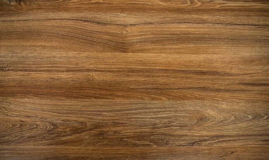 Wpływ fosztu orzecha na wytrzymałość podłóg w intensywnie użytkowanych pomieszczeniach