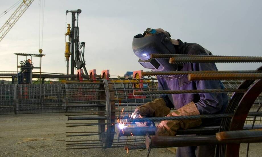 Wpływ ergonomii na bezpieczeństwo i efektywność montażu stalowych konstrukcji