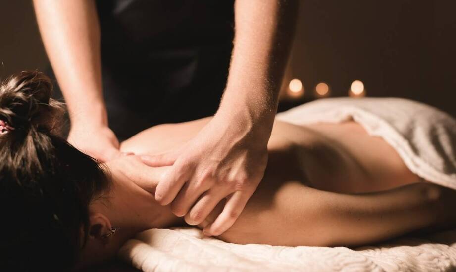 Odprężenie dzięki peelingującemu masażowi – dlaczego warto go wypróbować