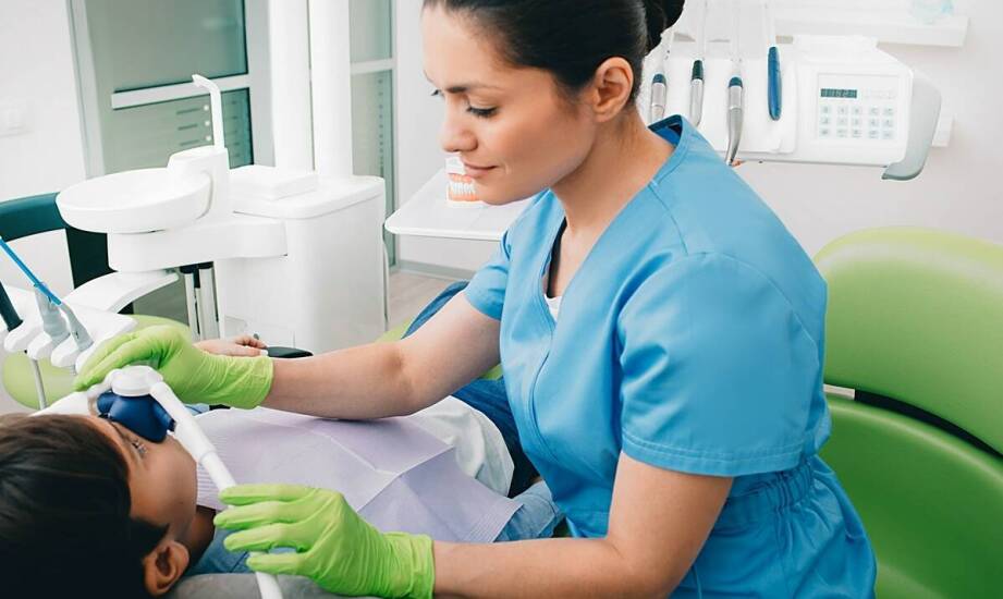 Skaling zębów jako element rutynowej higieny - dlaczego jest ważny?