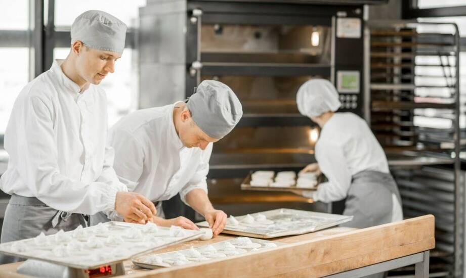 Wpływ jakości wody na procesy produkcyjne w piekarniach przemysłowych