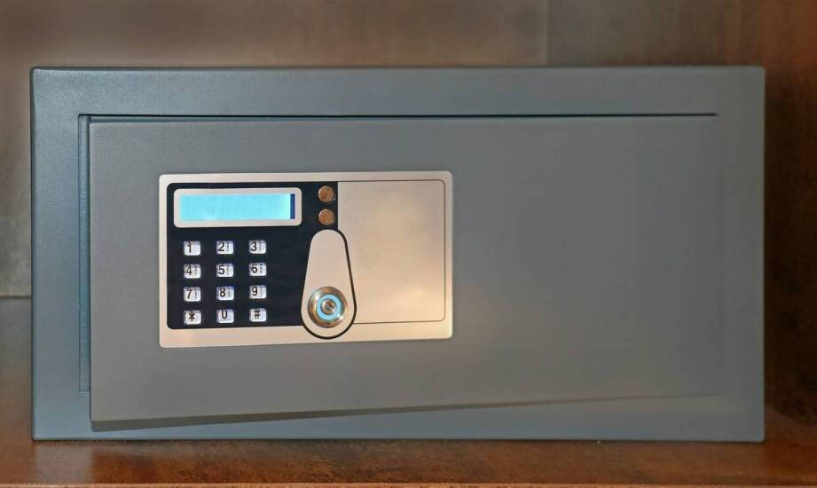 Zalety zastosowania elektromechanicznych zamków w lokatorskich komórkach