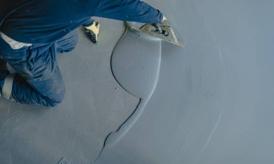 Dlaczego kleje do ociepleń systemów są kluczowe dla trwałości budynków?