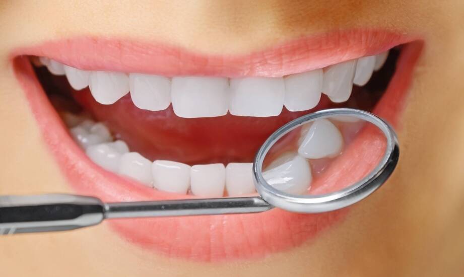 Wybielanie zębów: efektywność zabiegów w nowoczesnych gabinetach stomatologicznych