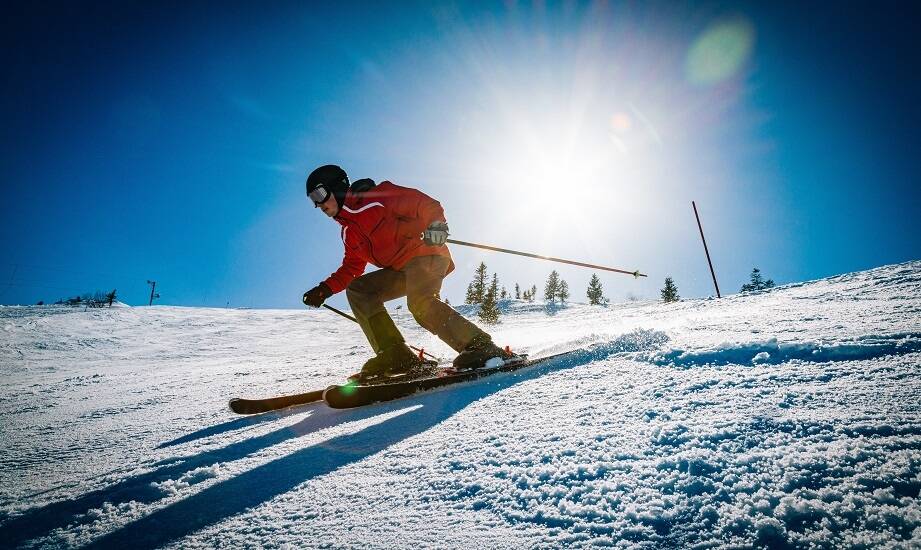Jak karnet na narty umożliwia korzystanie z aquaparku i z term?