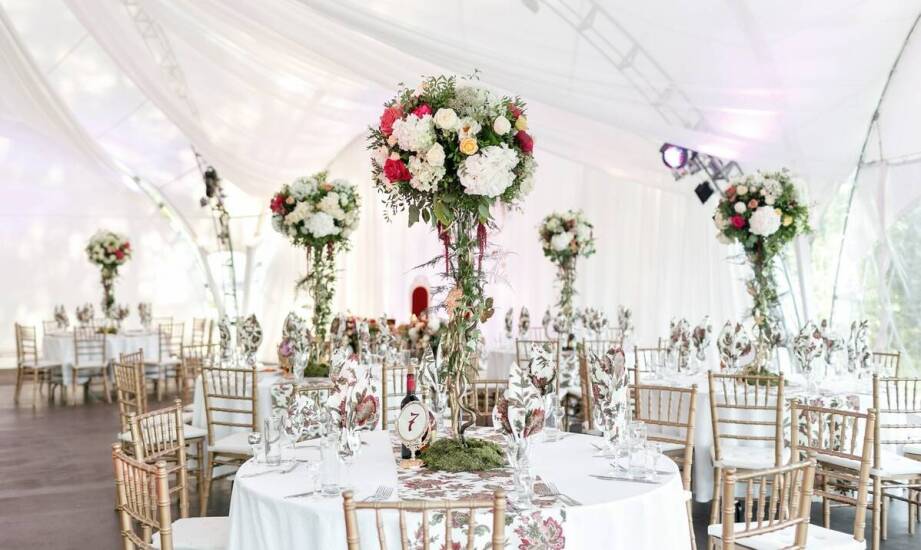 Jak wybrać idealną weselną salę w Dąbrowie Górniczej na małe przyjęcie?