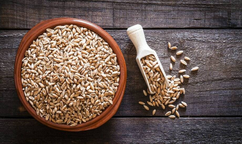 Perłowa kasza jęczmienna jako składnik diet oczyszczających