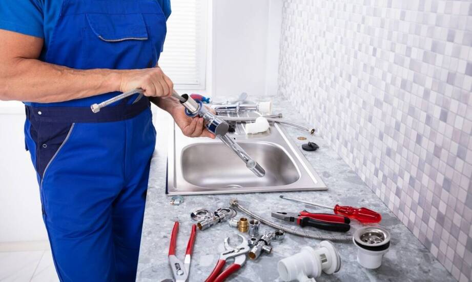 Usługi hydrauliczne w Wołominie – dlaczego warto zaufać specjalistom?