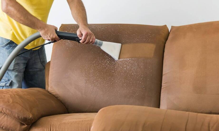 Wpływ regularnego czyszczenia tapicerki na trwałość mebli