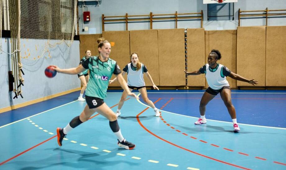 Jakie możliwości rozwoju oferuje gra w squasha w klubie fitnessie?