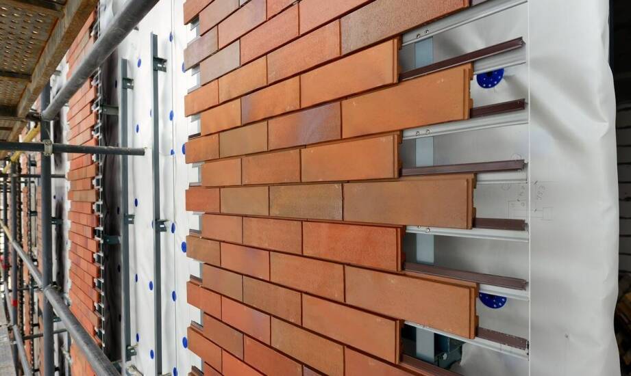 Kolorystyka klinkierowych płytek a estetyka elewacji budynku