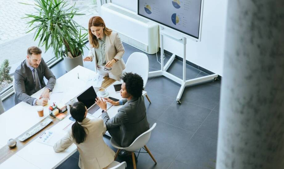 Jakie są najczęstsze wyzwania, które konsultacje z inspektorem pomagają rozwiązać firmom?