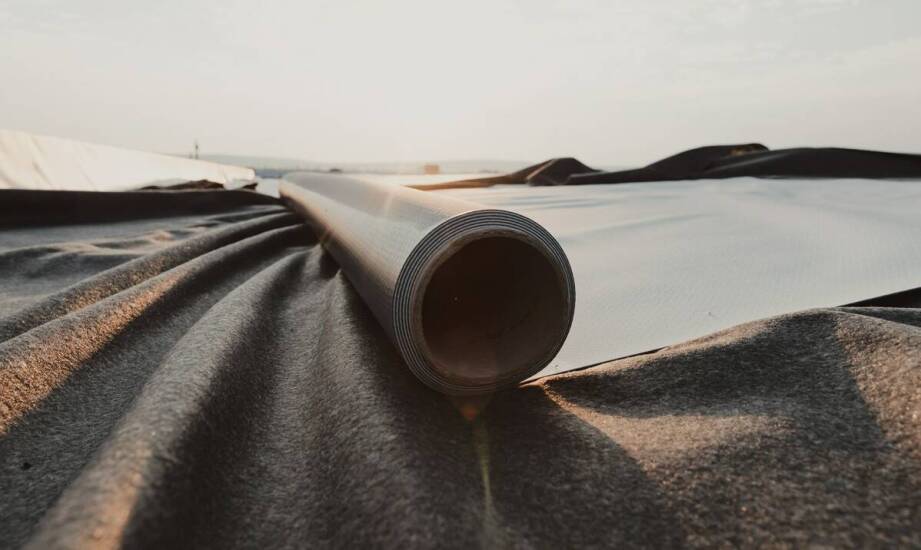 Porównanie różnych rodzajów budowlanych folii dostępnych na rynku