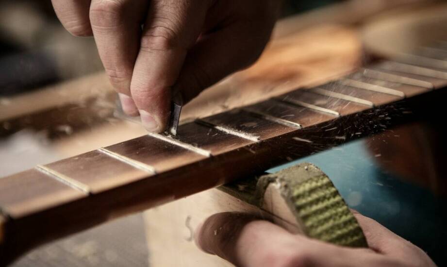 Czy struny do basu Elixir nadają się dla początkujących muzyków?