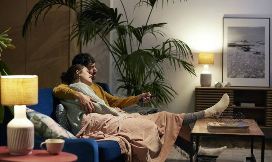 Jak telewizja bez abonamentu zmienia rynek audiowizualnych usług?