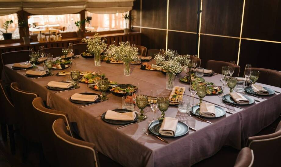 Dlaczego warto wybrać nasz catering na okolicznościowe imprezy?