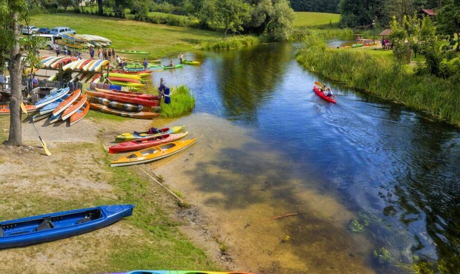 Jakie są najlepsze praktyki przy wypożyczaniu sprzętu kajakowego?