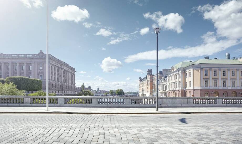 Zastosowanie stalowych odbojnic w ochronie komunikacyjnych ciągów